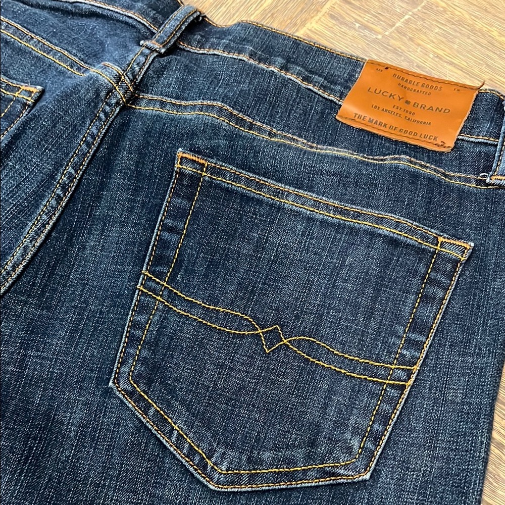 Lucky Brand Blue Jeans Classic Denim Style 36 x 30